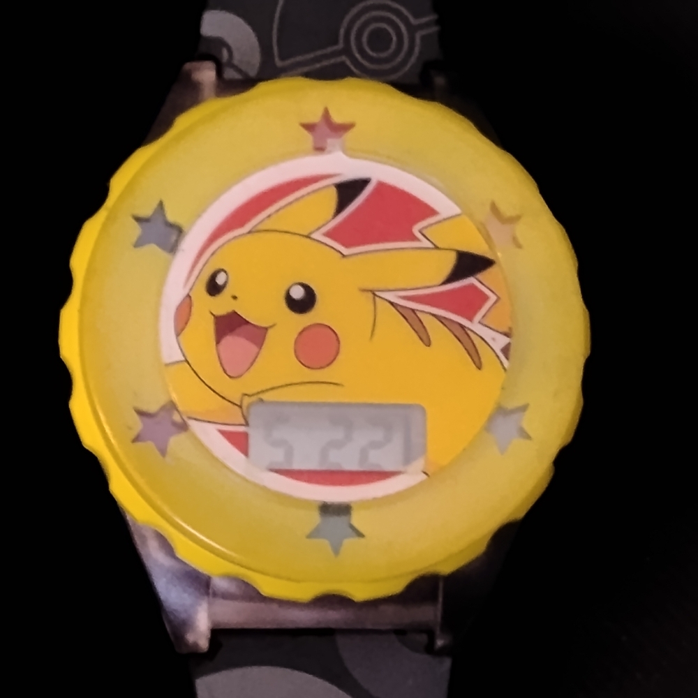 Pokemon Pikachu Yellow Smartwatch
